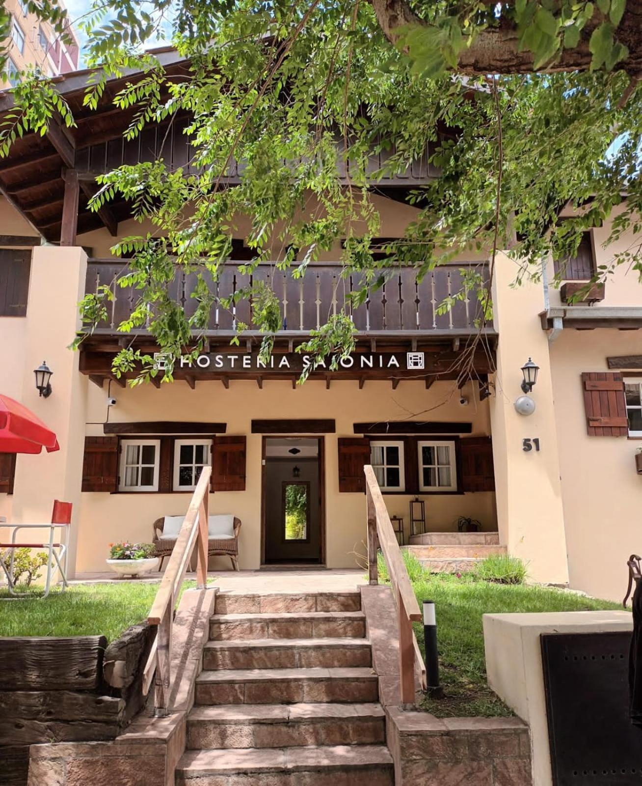 Hosteria Sajonia Villa Gesell Exterior photo